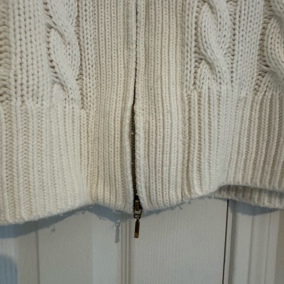 Abercrombie & Fitch Cream Zip Collared Sweater - Picture 3 of 9